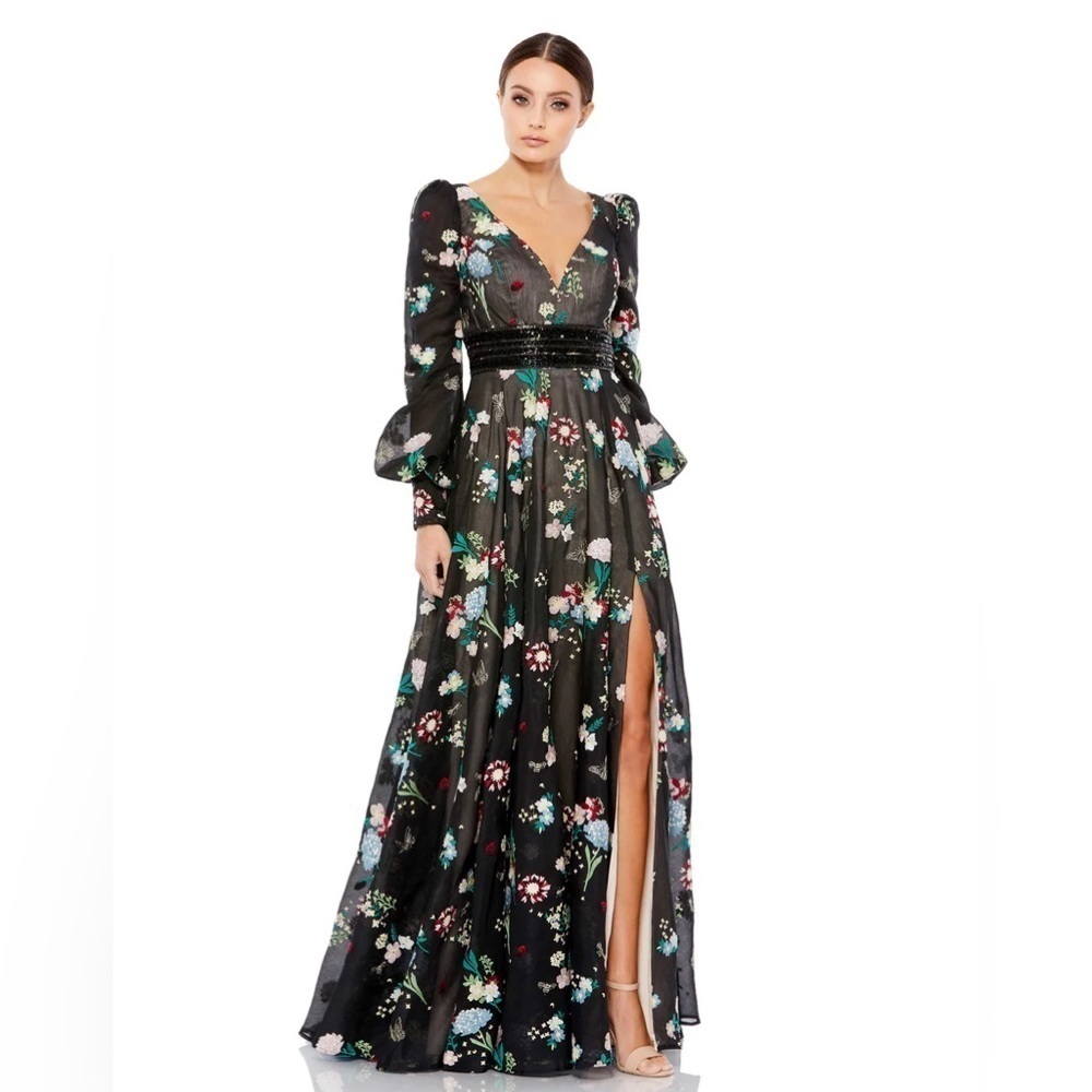Mac Duggal 79361 NWT EMBROIDERED BISHOP SLEEVE V NECK FLOWY GOWN